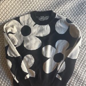 Nikkak Women’s XS Sweater